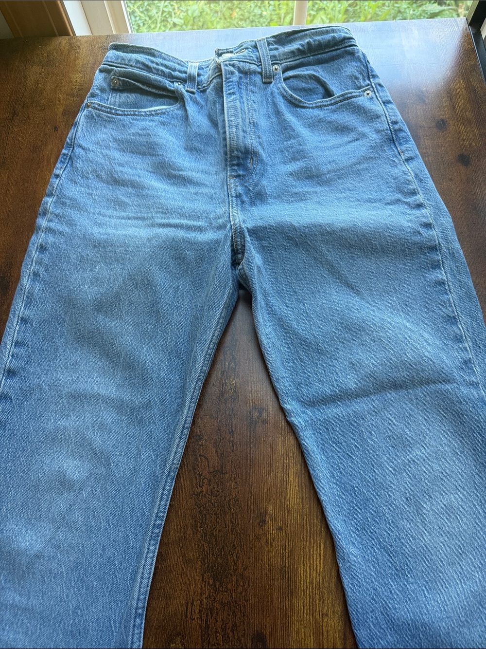 Levi’s 70s High Slim Straight Jeans Women’s Size 27 High Rise Medium Wash Denim